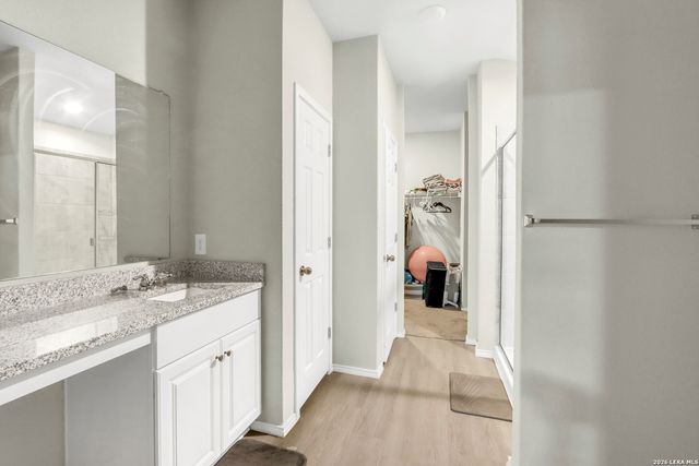 3200 Broad View, Seguin, TX 78155