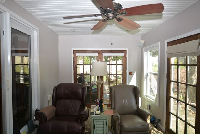 556 Center Hill, Plum Boro, PA 15239