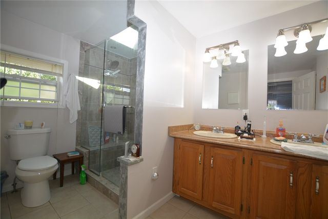 556 Center Hill, Plum Boro, PA 15239