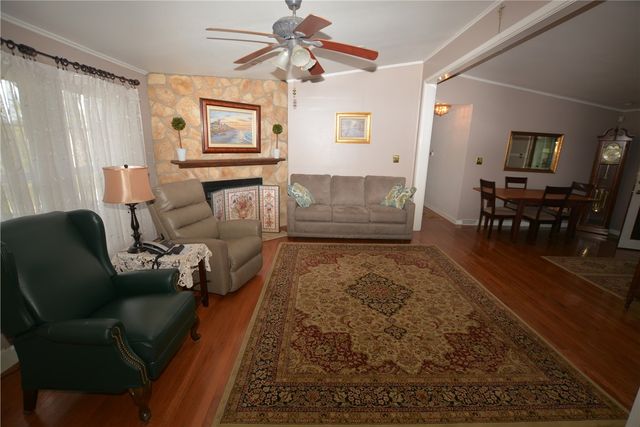 556 Center Hill, Plum Boro, PA 15239