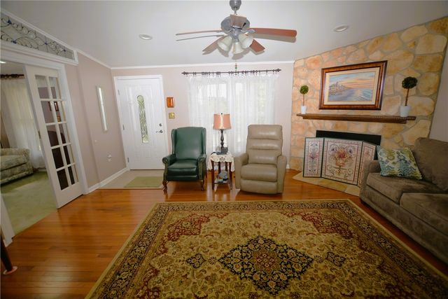 556 Center Hill, Plum Boro, PA 15239