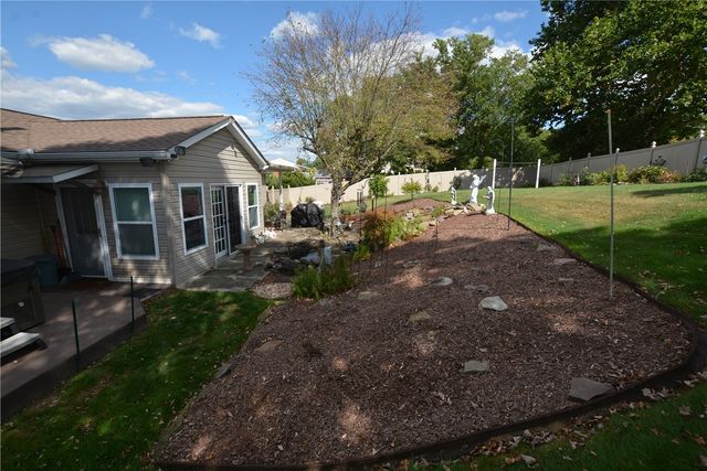 556 Center Hill, Plum Boro, PA 15239