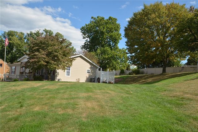 556 Center Hill, Plum Boro, PA 15239