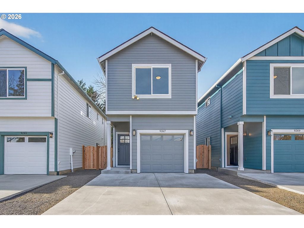 9267 E Burnside St, Portland, OR 97216