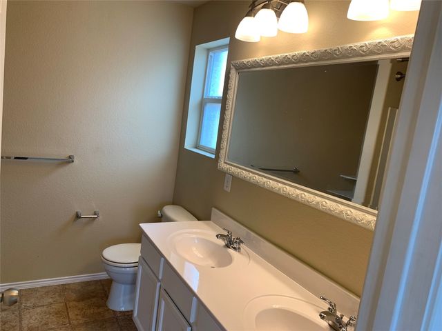 3208 Sadie Trail, Fort Worth, TX 76137