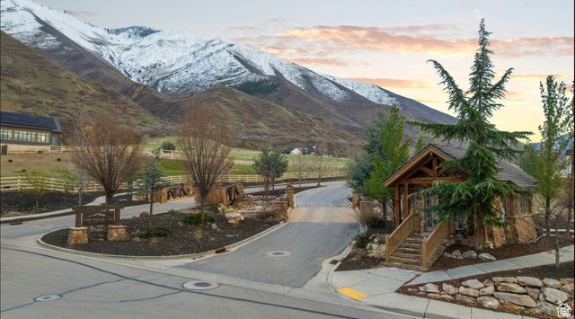 2254 S VALLEY DR, Mapleton, UT 84664