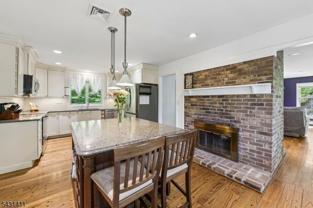 213 Stanhope Rd, Sparta Twp., NJ 07871