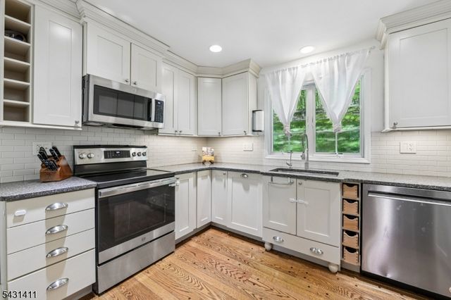 213 Stanhope Rd, Sparta Twp., NJ 07871
