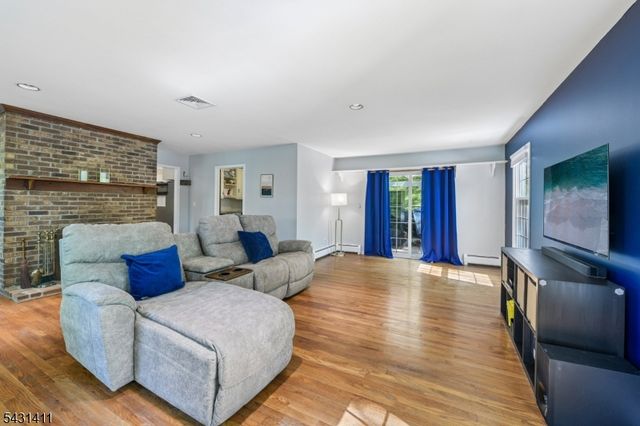 213 Stanhope Rd, Sparta Twp., NJ 07871