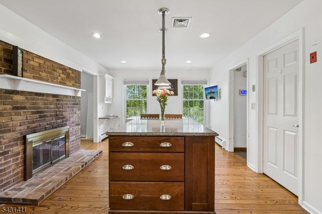213 Stanhope Rd, Sparta Twp., NJ 07871