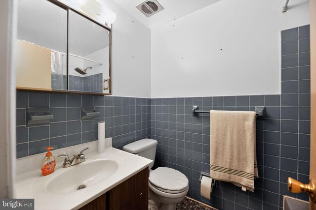 12030 ALBERTA DR, Philadelphia, PA 19154