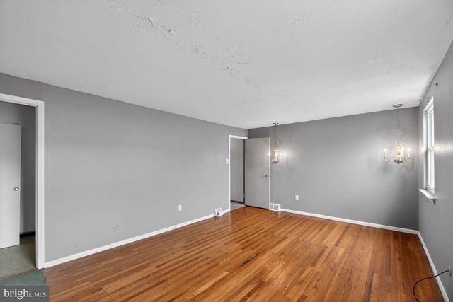 12030 ALBERTA DR, Philadelphia, PA 19154