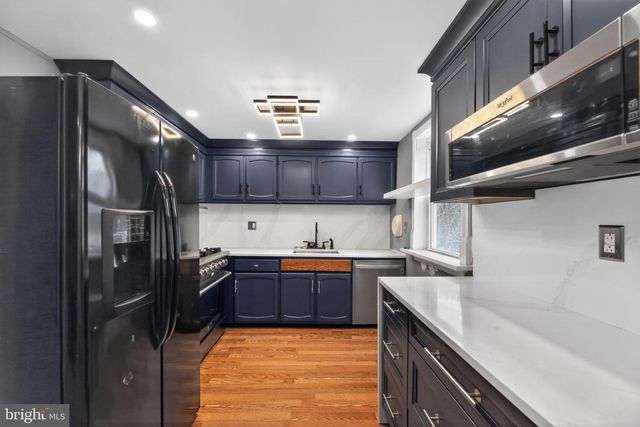 12030 ALBERTA DR, Philadelphia, PA 19154