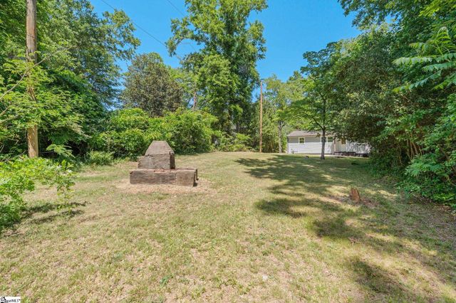 12 Merlocke Drive, Greenville, SC 29607