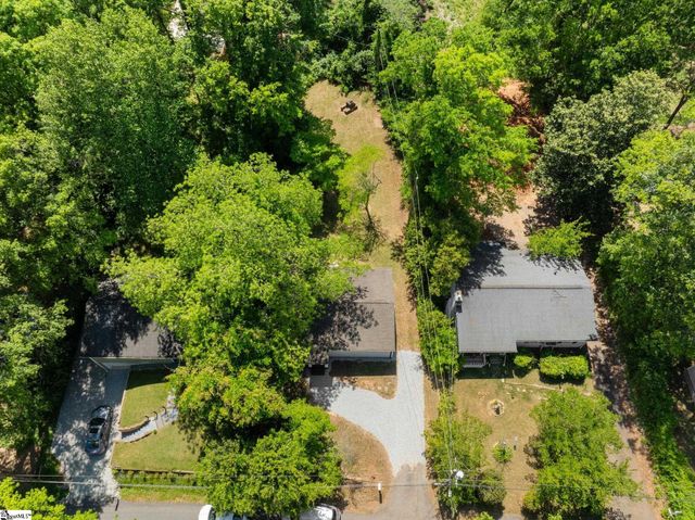 12 Merlocke Drive, Greenville, SC 29607