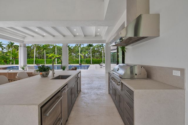 14699 Black Bear Road, Palm Beach Gardens, FL 33418