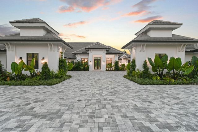 14699 Black Bear Road, Palm Beach Gardens, FL 33418