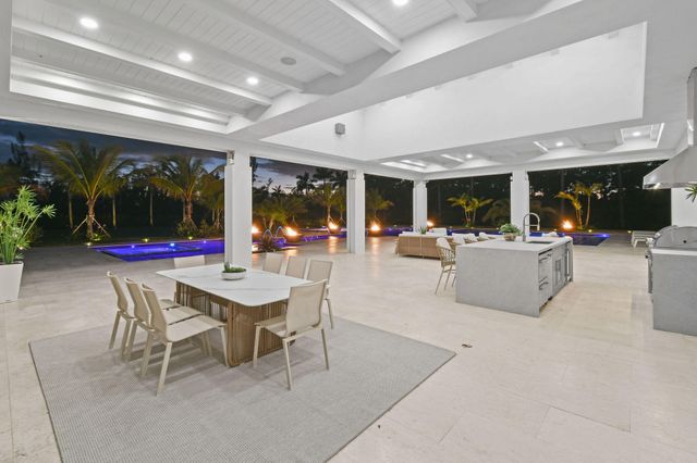 14699 Black Bear Road, Palm Beach Gardens, FL 33418