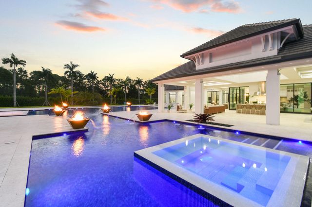 14699 Black Bear Road, Palm Beach Gardens, FL 33418