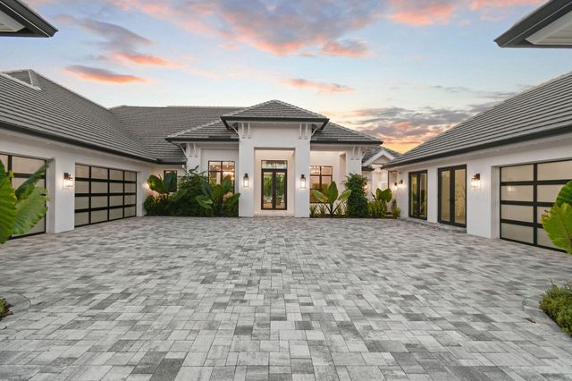 14699 Black Bear Road, Palm Beach Gardens, FL 33418