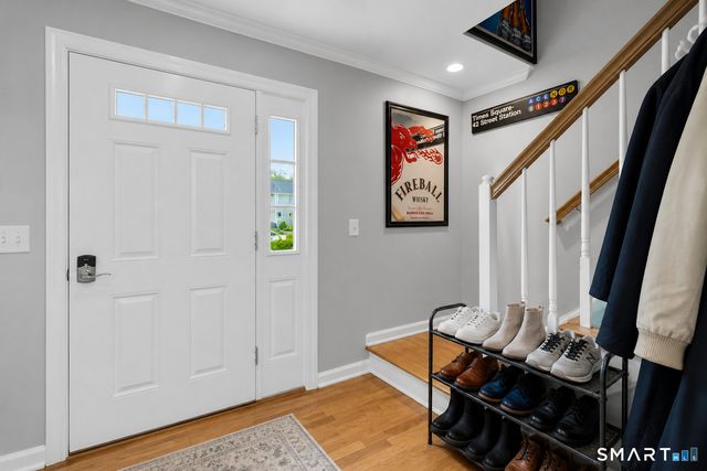 124 Pine Hill Avenue, Stamford, CT 06906