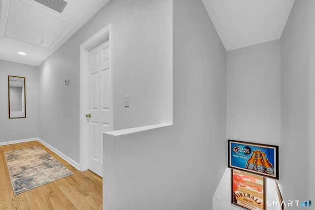 124 Pine Hill Avenue, Stamford, CT 06906