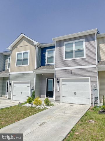 131 CRAMSFORD ST, Falling Waters, WV 25419