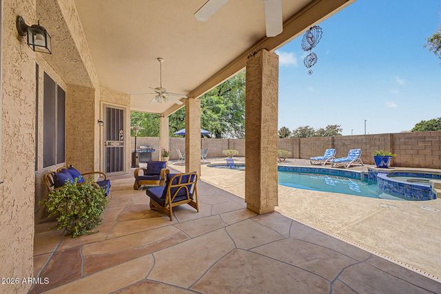 250 S GIBSON Street, Gilbert, AZ 85296