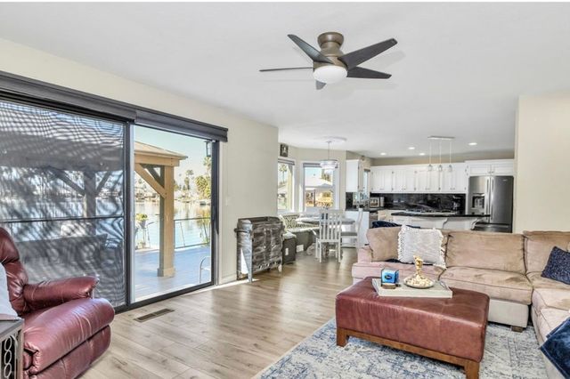 730 Beaver Ln, Discovery Bay, CA 94505