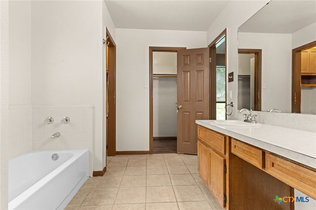 309 W Blancas Drive, Copperas Cove, TX 76522