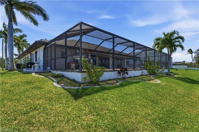 2329 SW 32nd ST, Cape Coral, FL 33914