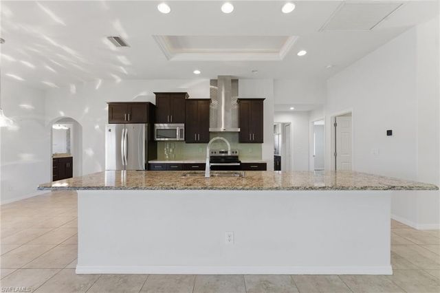 2329 SW 32nd ST, Cape Coral, FL 33914