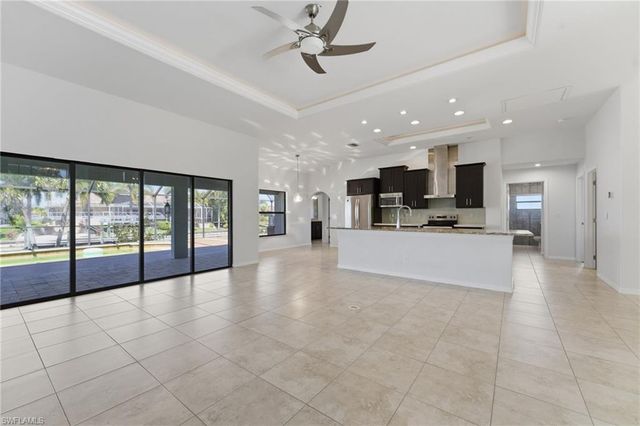 2329 SW 32nd ST, Cape Coral, FL 33914