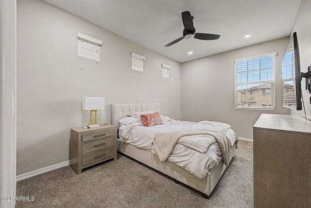 15918 S 11TH Way, Phoenix, AZ 85048