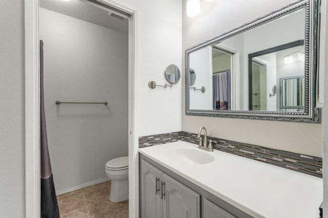 6605 Vierna Ct, Citrus Heights, CA 95621