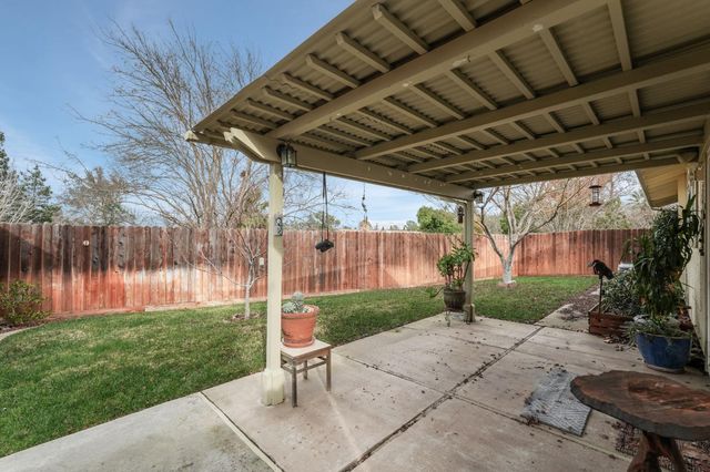 6605 Vierna Ct, Citrus Heights, CA 95621