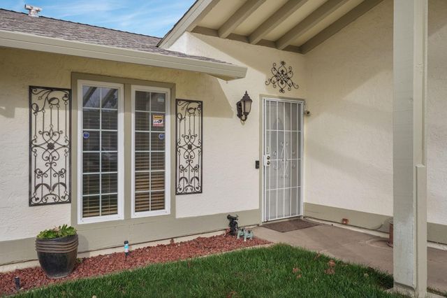 6605 Vierna Ct, Citrus Heights, CA 95621