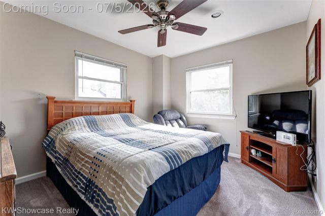 5666 Drake Hollow Drive E, West Bloomfield Charter Township, MI 48322