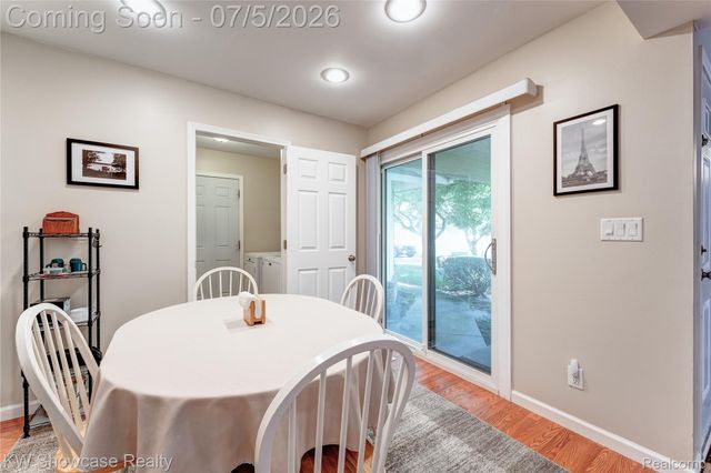 5666 Drake Hollow Drive E, West Bloomfield Charter Township, MI 48322