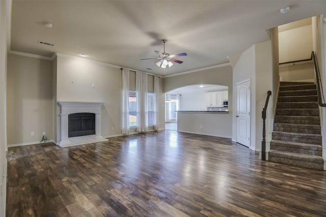 221 Wolf Drive, Forney, TX 75126