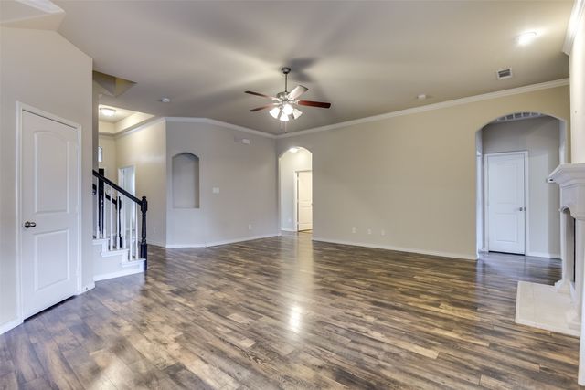 221 Wolf Drive, Forney, TX 75126