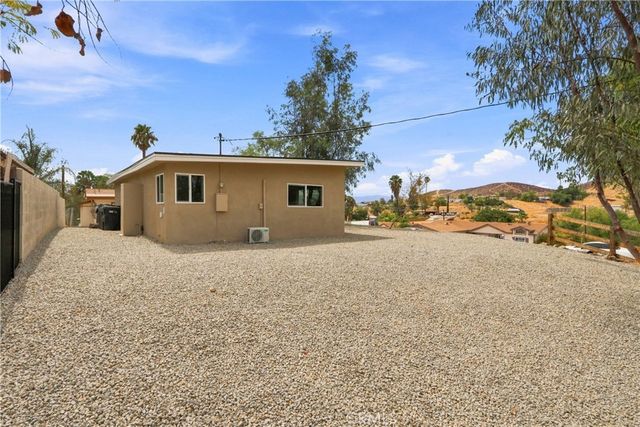 28430 Mountain View, Menifee, CA 92587