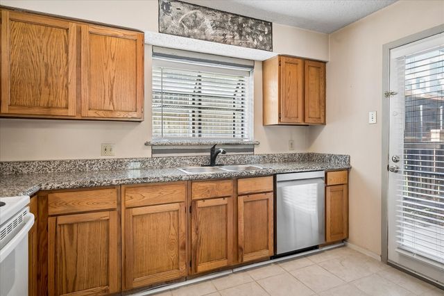 5335 Bent Tree Forest Drive 121, Dallas, TX 75248
