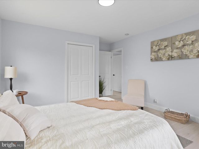 3416 SUNNY VIEW DR, Alexandria, VA 22309