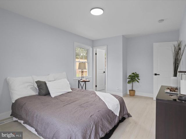 3416 SUNNY VIEW DR, Alexandria, VA 22309