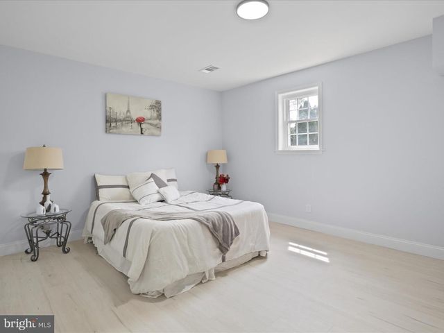 3416 SUNNY VIEW DR, Alexandria, VA 22309