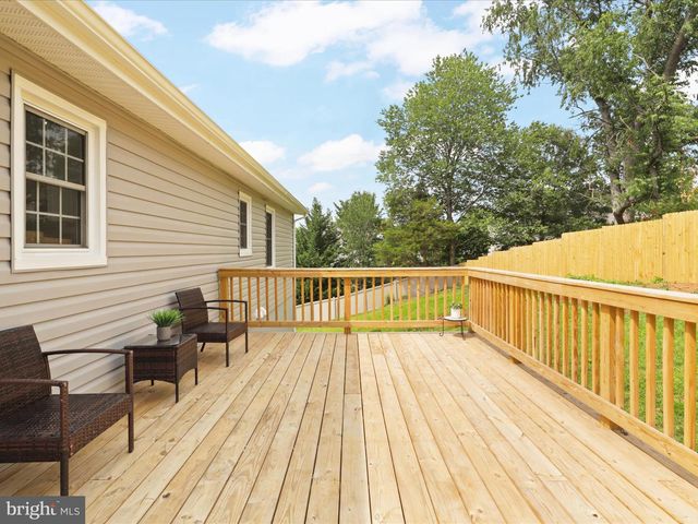 3416 SUNNY VIEW DR, Alexandria, VA 22309