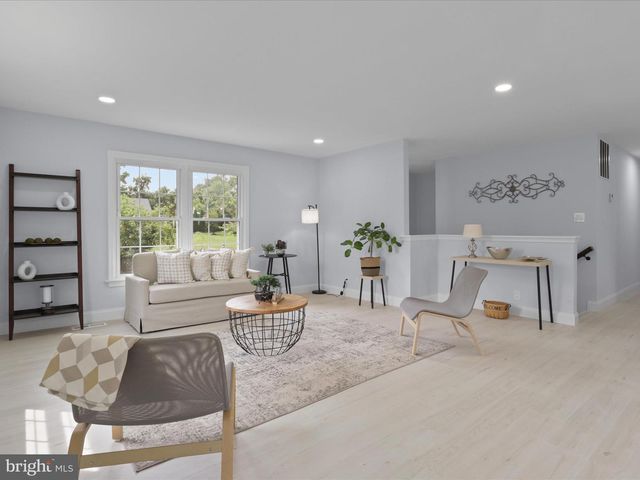 3416 SUNNY VIEW DR, Alexandria, VA 22309