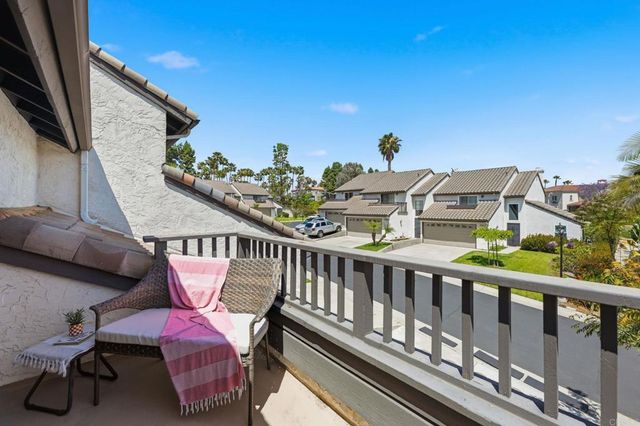 7015 Goldenrod Way, Carlsbad, CA 92011