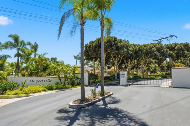 7015 Goldenrod Way, Carlsbad, CA 92011